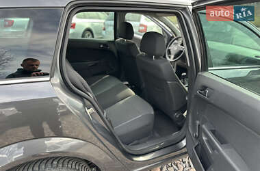 Универсал Opel Astra 2010 в 