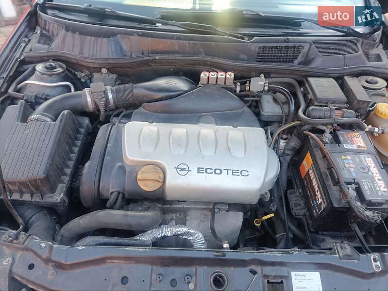 Седан Opel Astra 2000 в Одесі