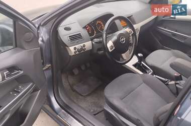 Универсал Opel Astra 2007 в 