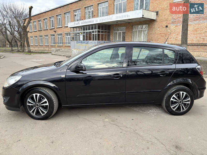 Хетчбек Opel Astra 2007 в Кропивницькому