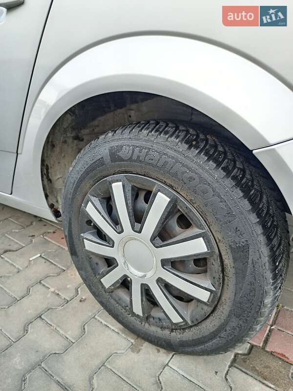 Универсал Opel Astra 2009 в Луцке