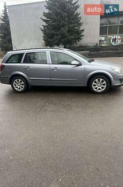 Универсал Opel Astra 2006 в 