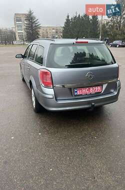 Универсал Opel Astra 2006 в 
