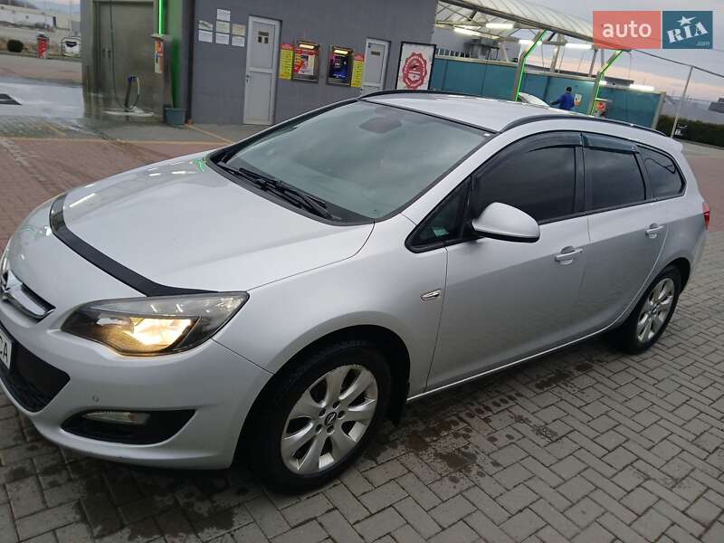 Opel Astra 2013