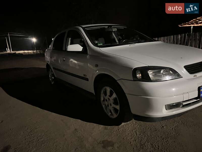 Opel Astra 2003