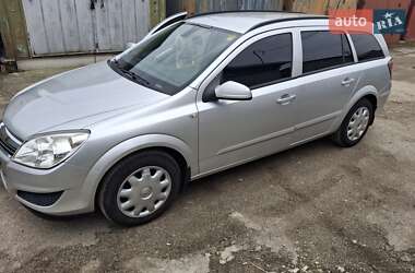 Універсал Opel Astra 2007 в Івано-Франківську