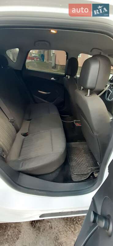 Хэтчбек Opel Astra 2011 в Нежине