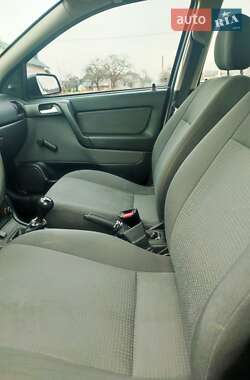 Седан Opel Astra 2008 в 