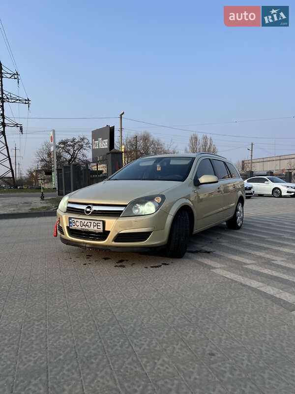 Универсал Opel Astra 2004 в Львове