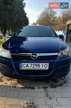 Хетчбек Opel Astra 2005 в Ужгороді