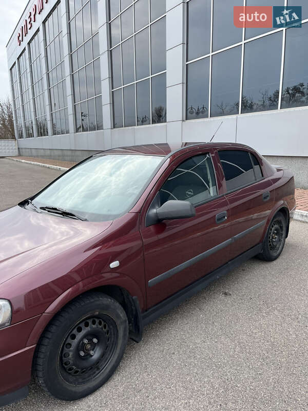 Седан Opel Astra 2007 в Білій Церкві