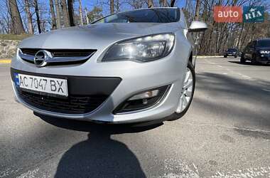 Универсал Opel Astra 2015 в 