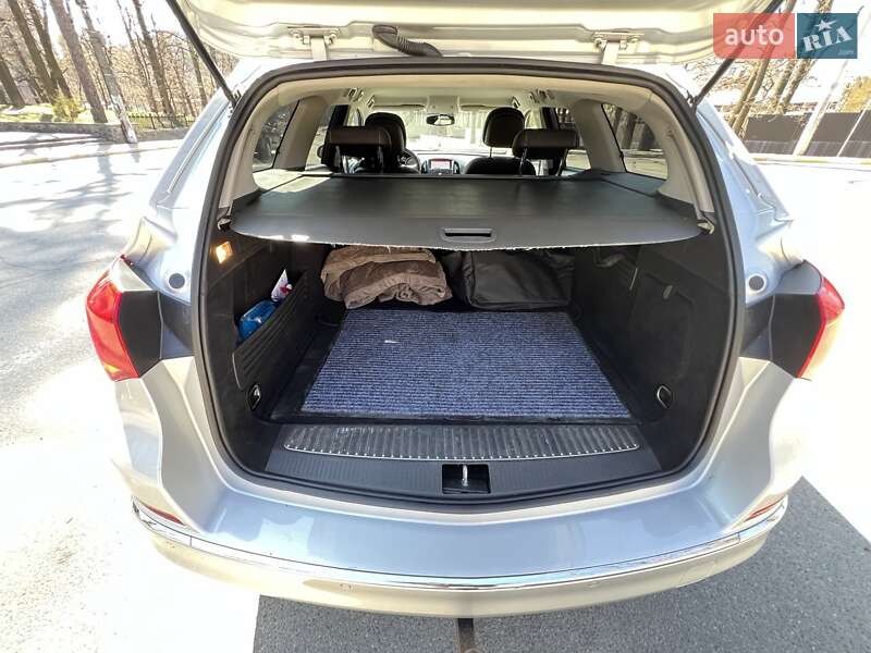 Універсал Opel Astra 2015 в Ірпені