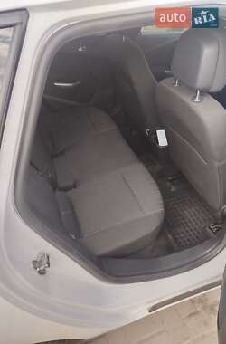 Універсал Opel Astra 2011 в 