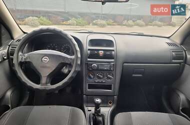 Седан Opel Astra 2007 в 