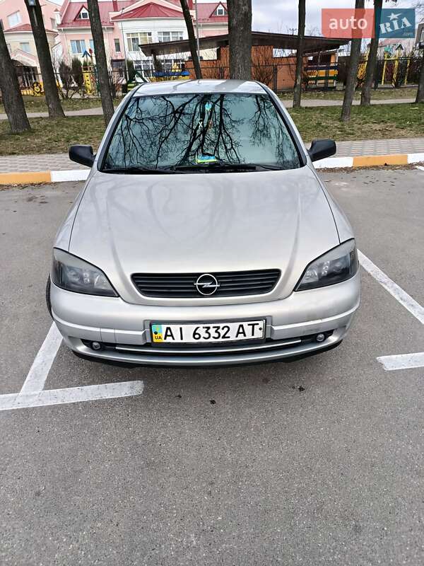 Opel Astra 2006