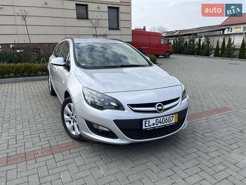 Opel Astra 2014