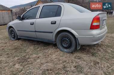 Хэтчбек Opel Astra 2007 в 