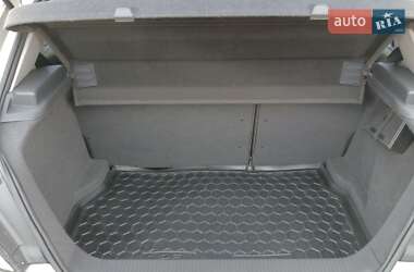 Хэтчбек Opel Astra 2006 в 