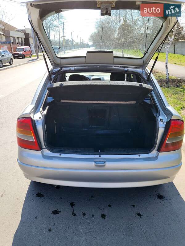 Хэтчбек Opel Astra 1999 в Измаиле