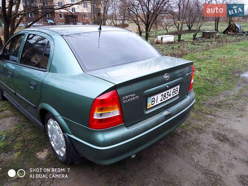 Седан Opel Astra 2008 в 