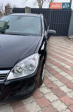 Универсал Opel Astra 2008 в 