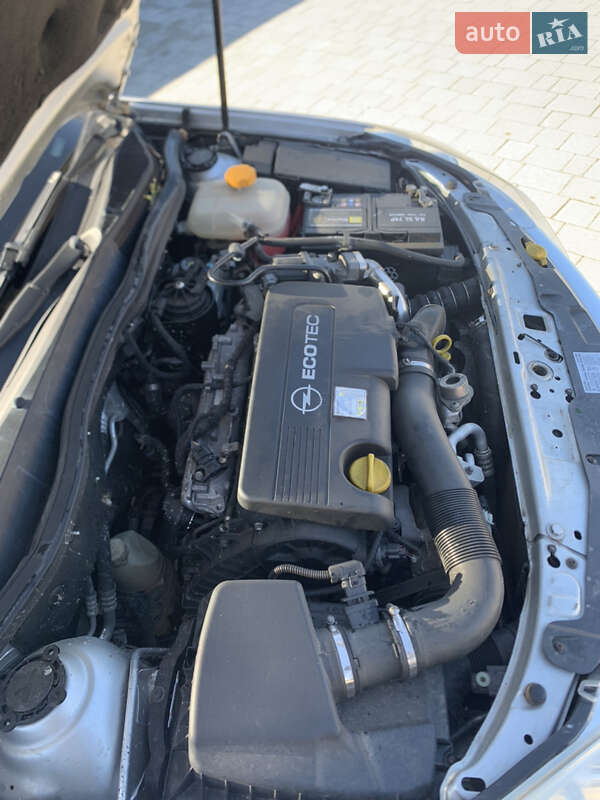 Универсал Opel Astra 2008 в Ивано-Франковске