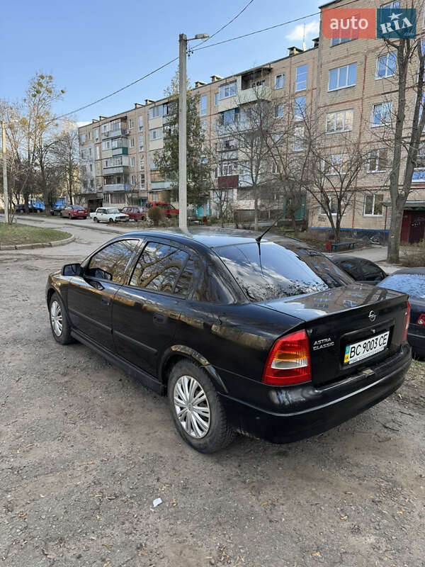Седан Opel Astra 2006 в Харкові