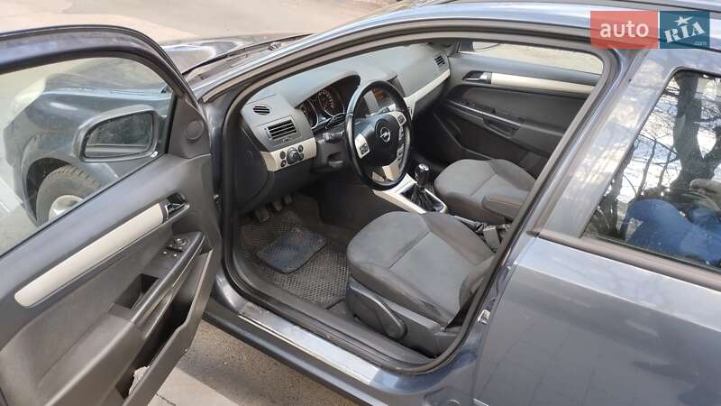 Універсал Opel Astra 2007 в Львові