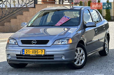 Хэтчбек Opel Astra 2004 в Дрогобыче