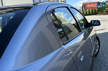 Хэтчбек Opel Astra 2004 в Дрогобыче