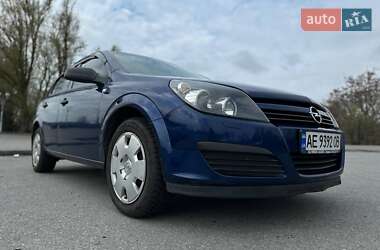 Хетчбек Opel Astra 2005 в 