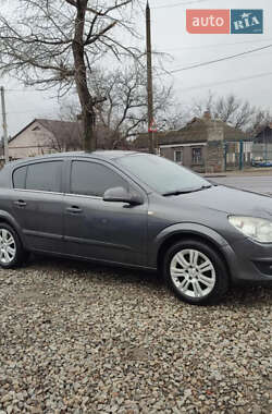 Хэтчбек Opel Astra 2009 в 