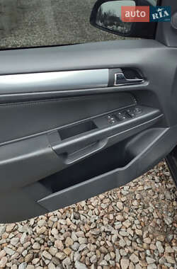 Хэтчбек Opel Astra 2009 в 