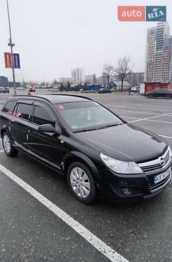 Универсал Opel Astra 2007 в 