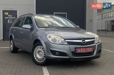 Універсал Opel Astra 2009 в Нововолинську
