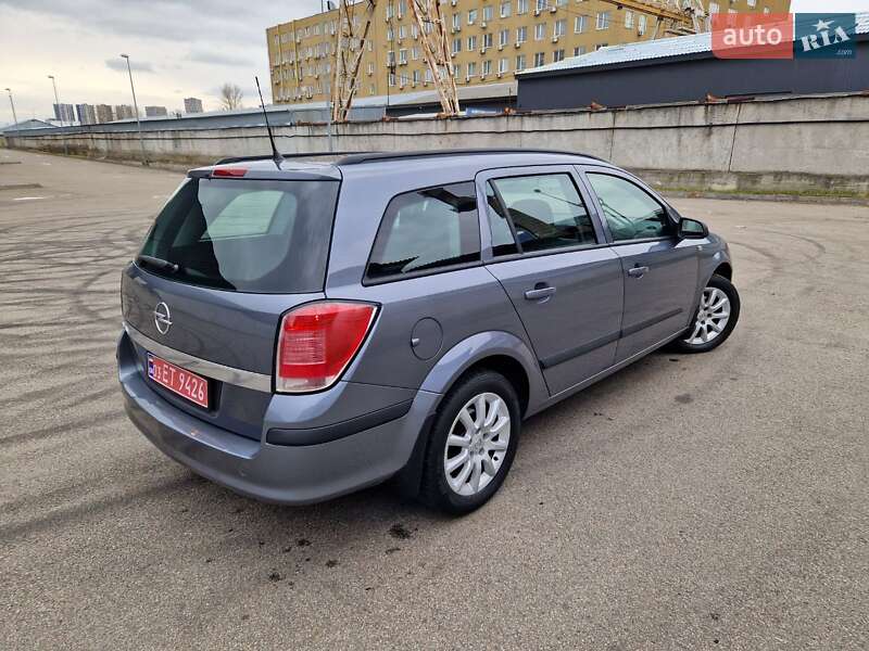 Універсал Opel Astra 2006 в 