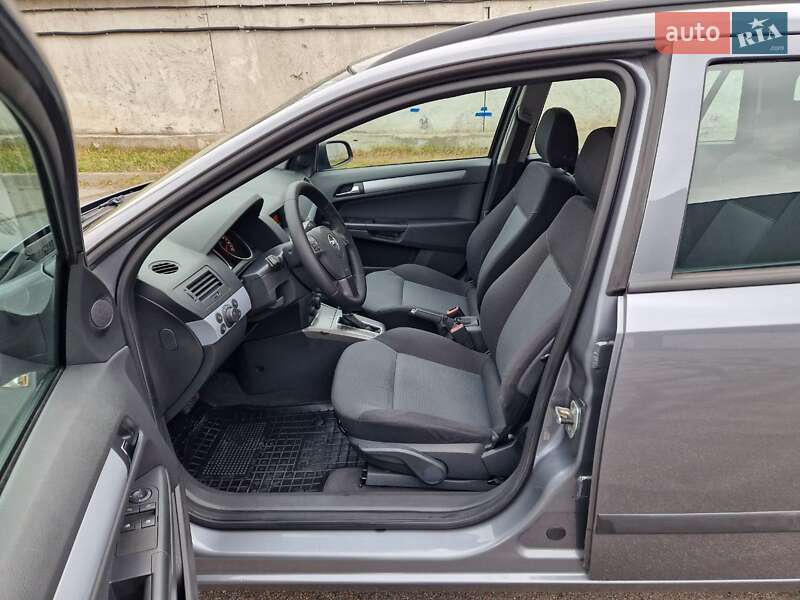 Універсал Opel Astra 2006 в Києві