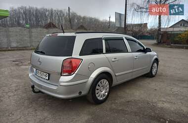Универсал Opel Astra 2005 в 