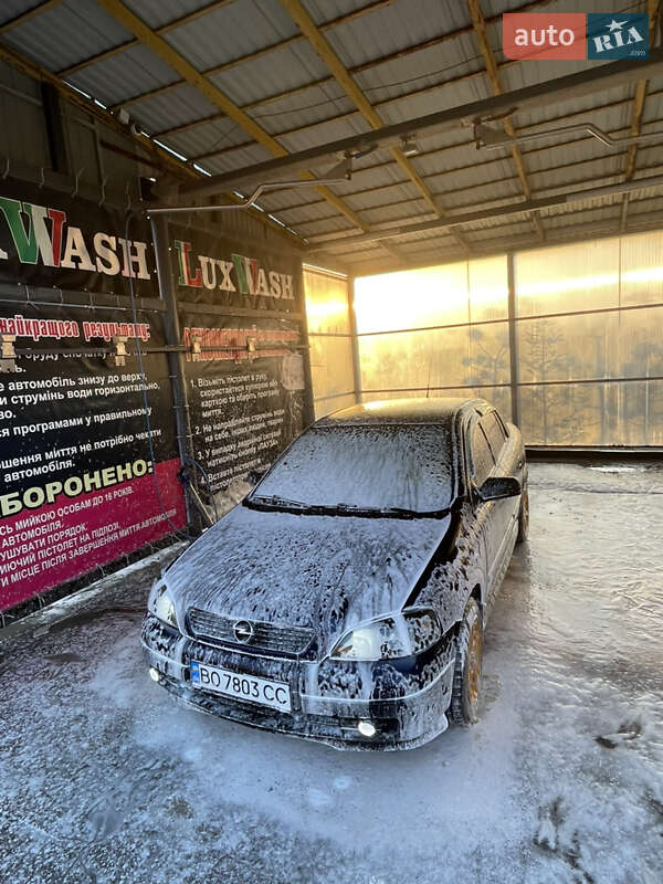 Седан Opel Astra 1999 в Лановцах