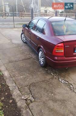 Хэтчбек Opel Astra 2007 в 