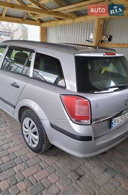 Универсал Opel Astra 2005 в 