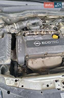 Универсал Opel Astra 2005 в 