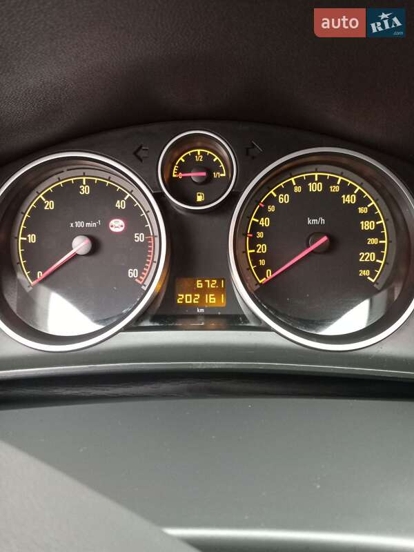 Универсал Opel Astra 2010 в Чорткове