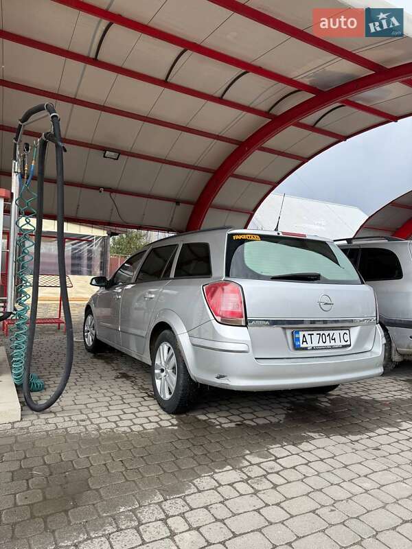 Універсал Opel Astra 2005 в Надвірній фото 6 Універсал Opel Astra 2005 в Надвірній