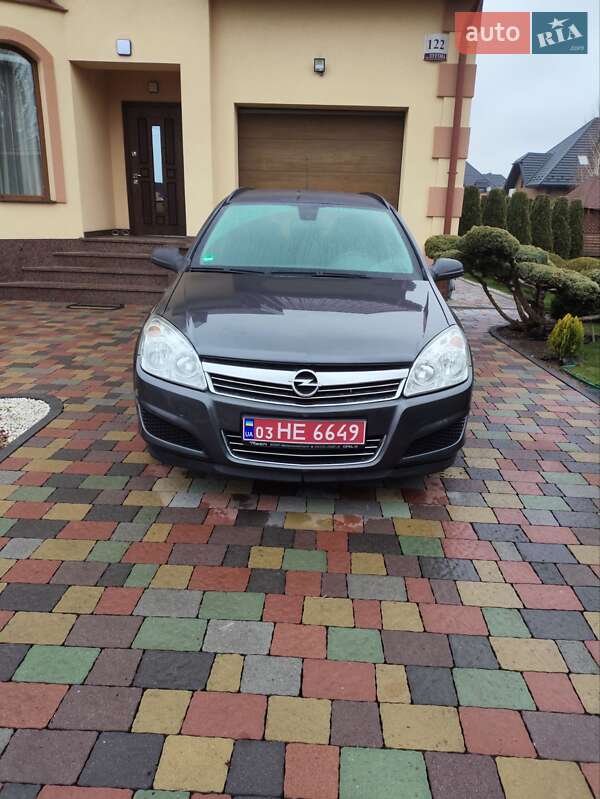 Универсал Opel Astra 2009 в 