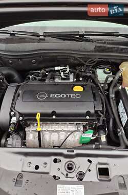 Универсал Opel Astra 2009 в 