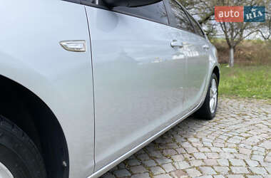 Универсал Opel Astra 2015 в 