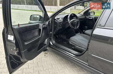 Седан Opel Astra 2001 в 