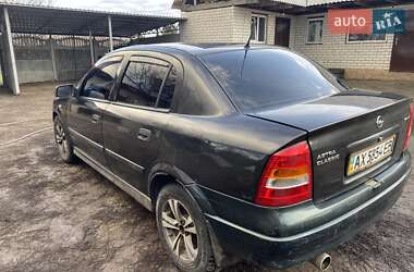 Седан Opel Astra 2006 в 